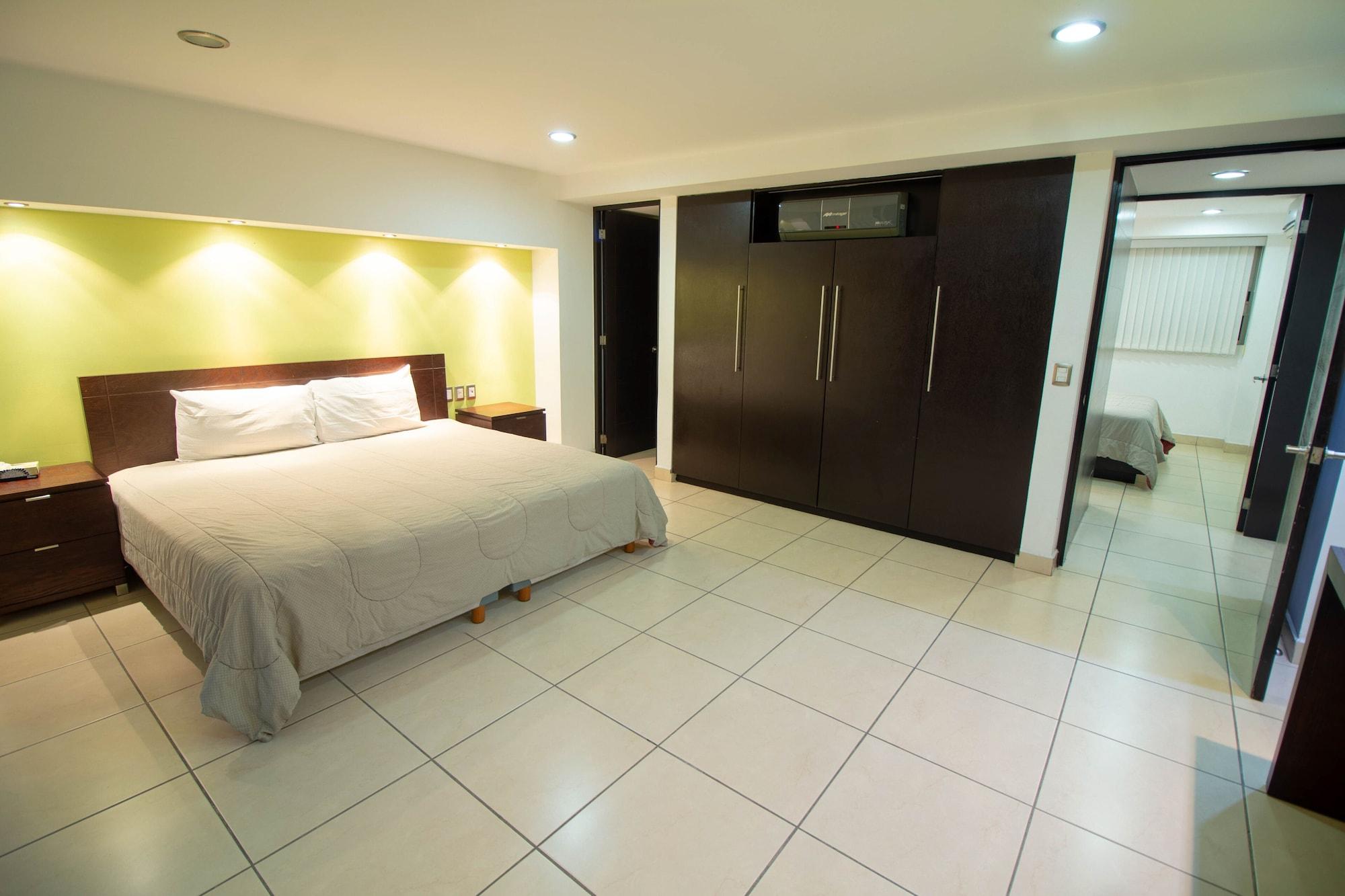 Ramada By Wyndham Acapulco Hotel & Suites Exteriér fotografie