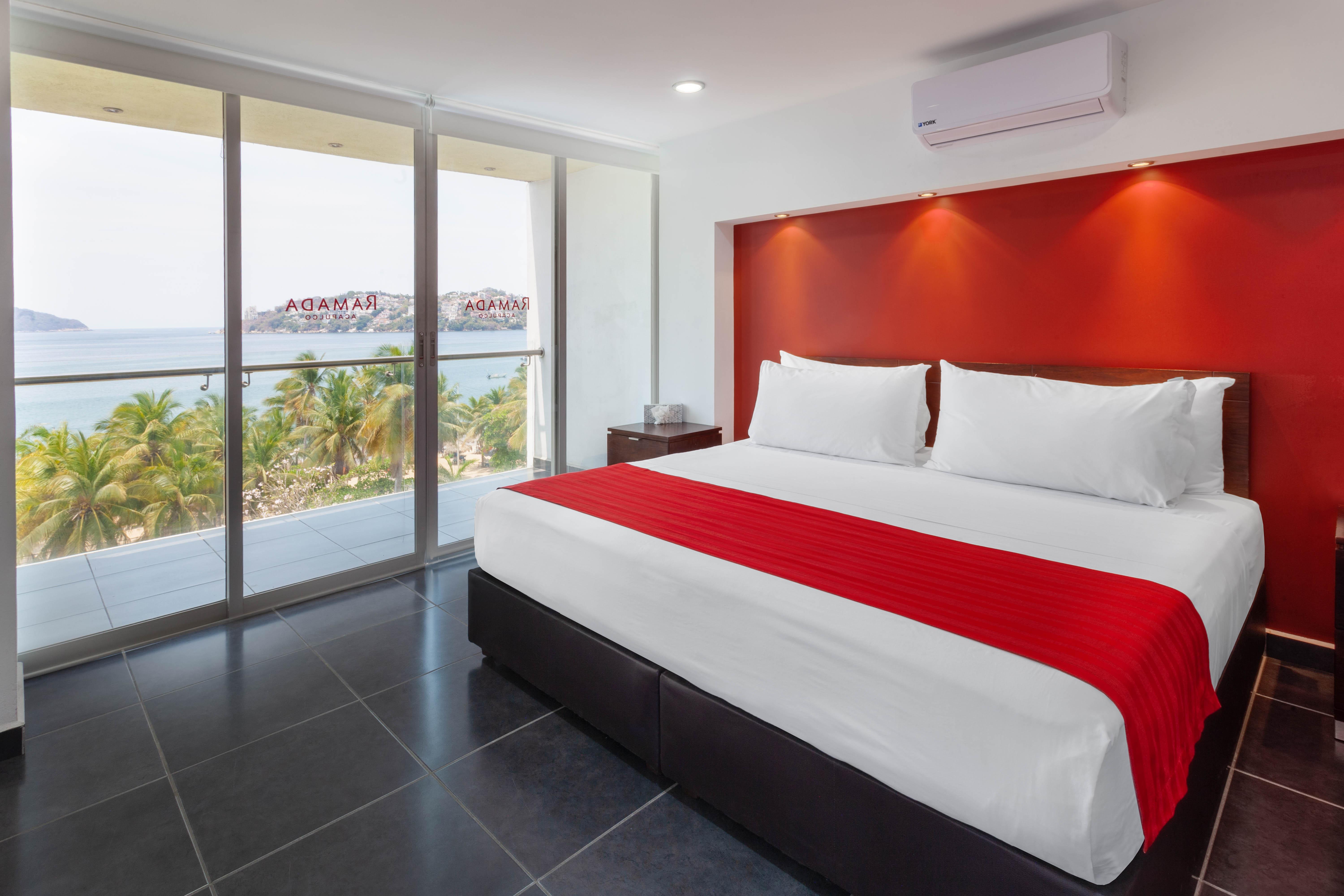 Ramada By Wyndham Acapulco Hotel & Suites Exteriér fotografie