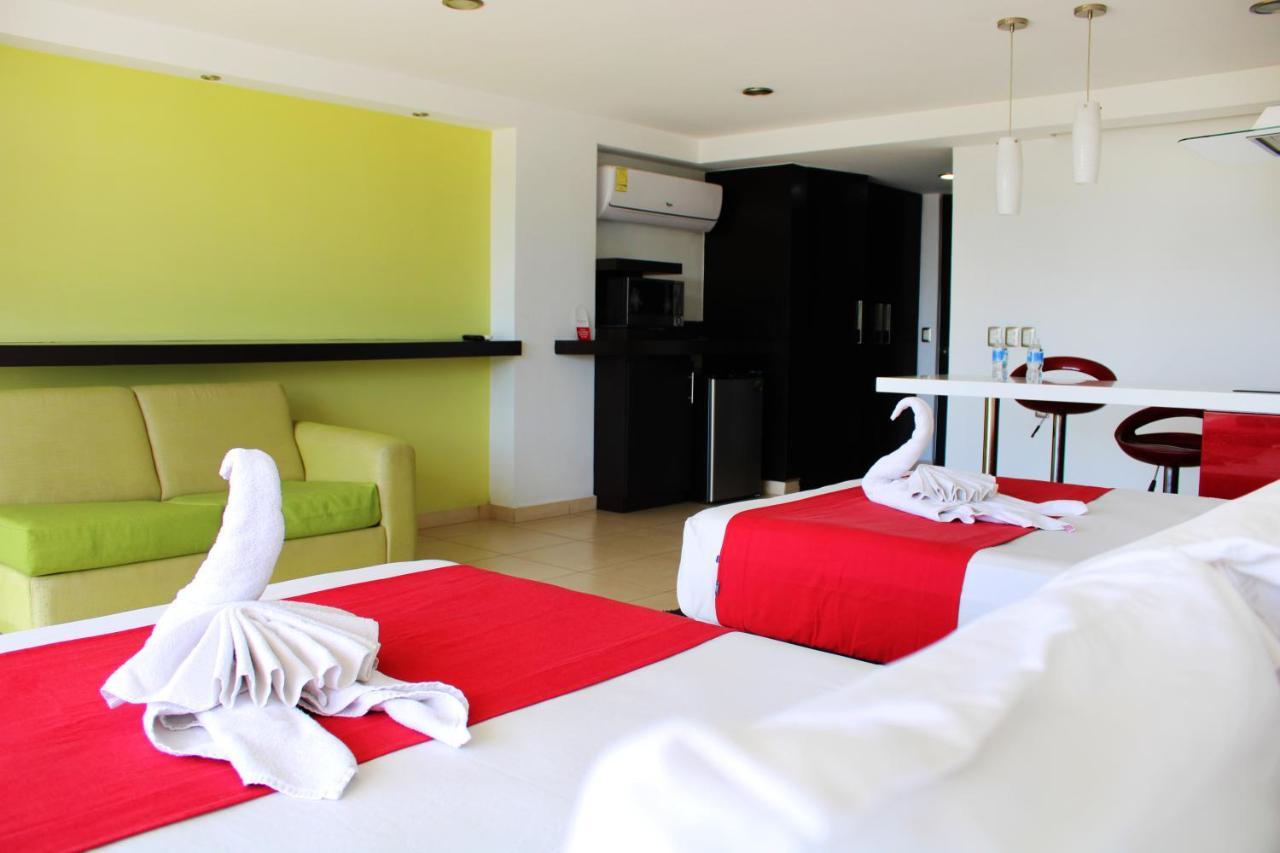Ramada By Wyndham Acapulco Hotel & Suites Exteriér fotografie