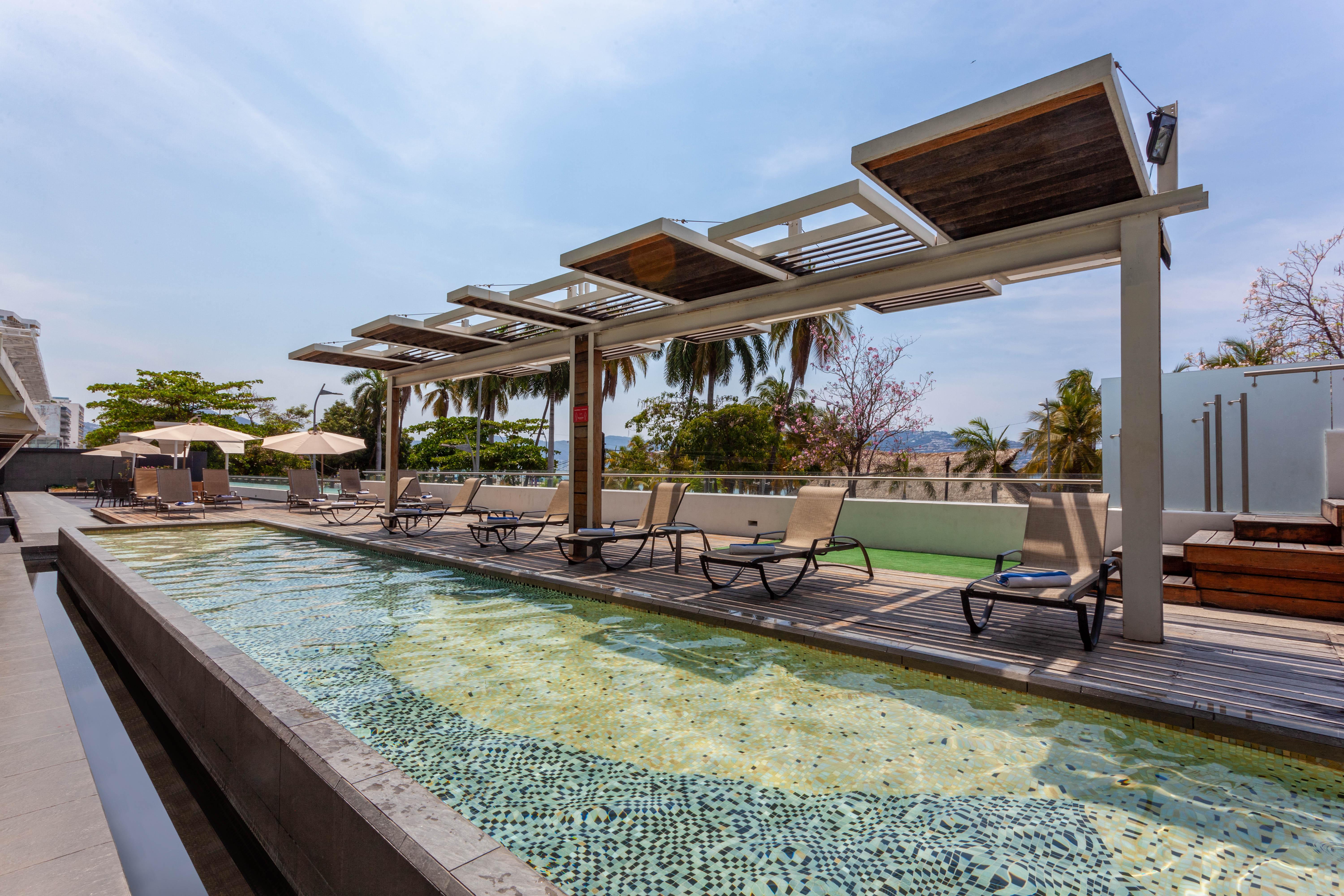 Ramada By Wyndham Acapulco Hotel & Suites Exteriér fotografie