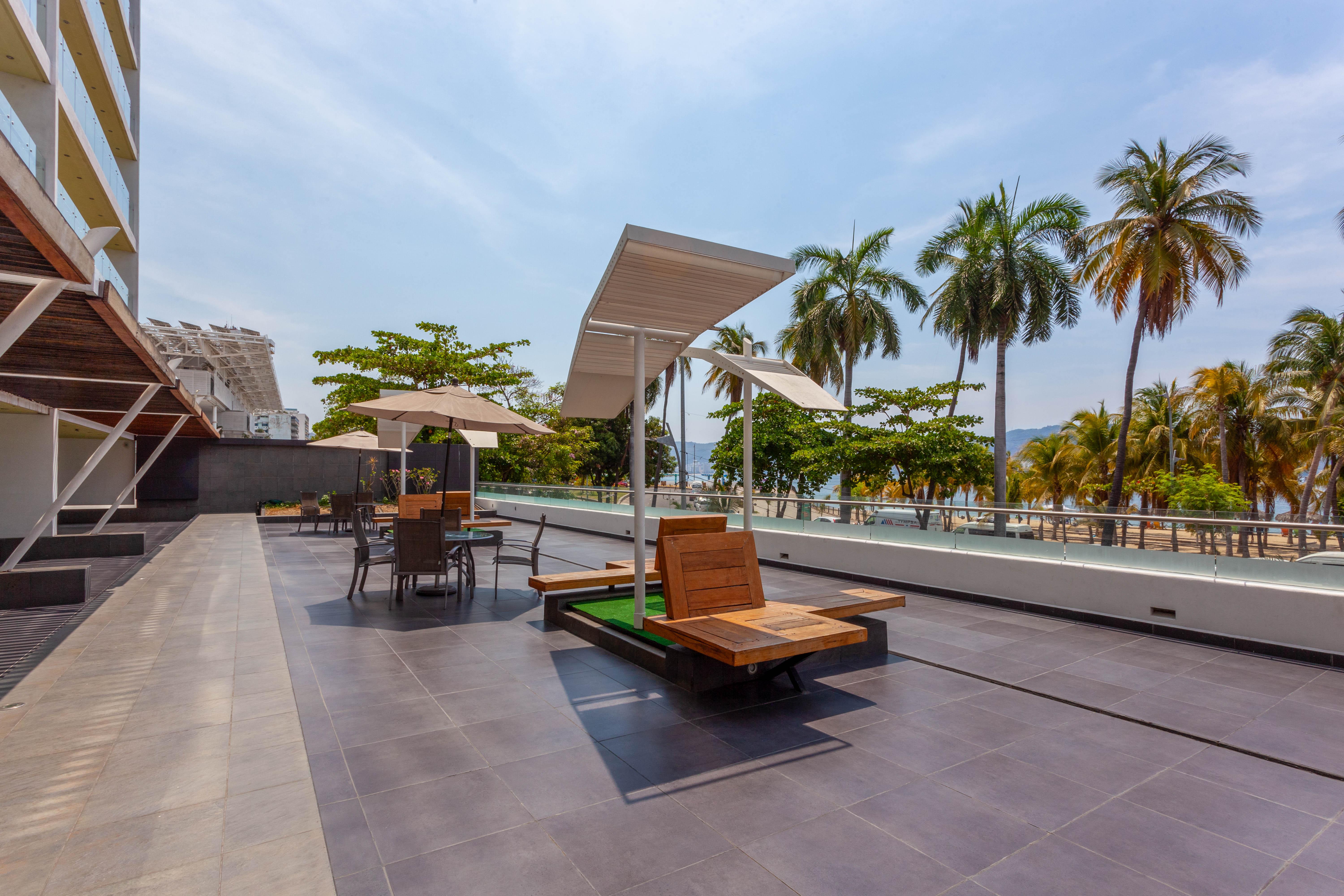 Ramada By Wyndham Acapulco Hotel & Suites Exteriér fotografie