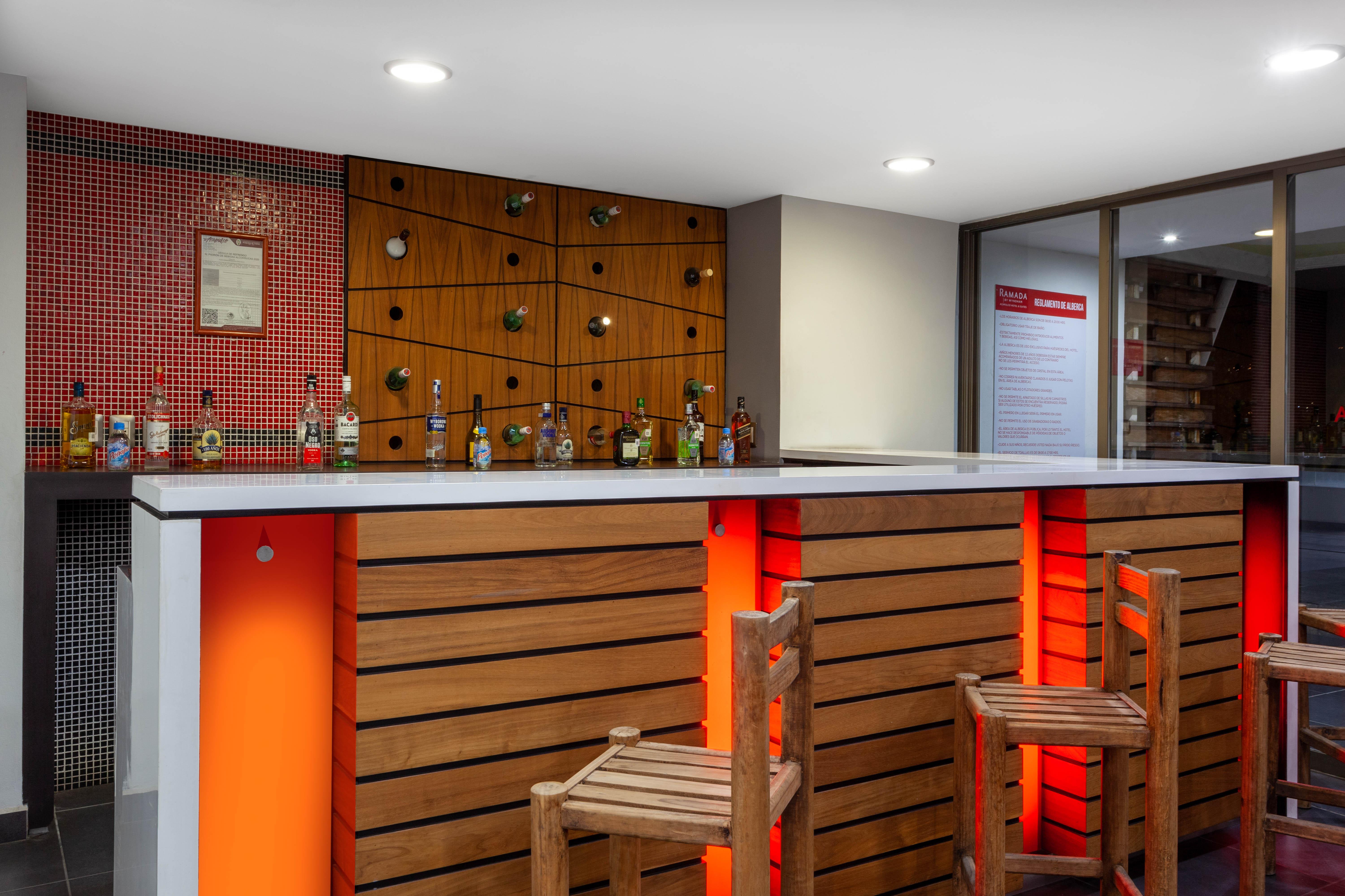 Ramada By Wyndham Acapulco Hotel & Suites Exteriér fotografie