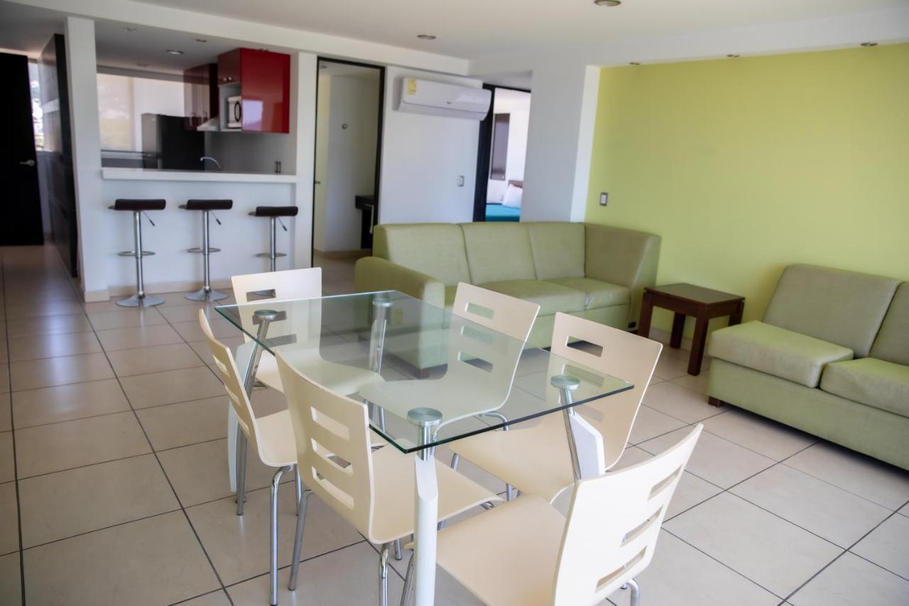 Ramada By Wyndham Acapulco Hotel & Suites Exteriér fotografie